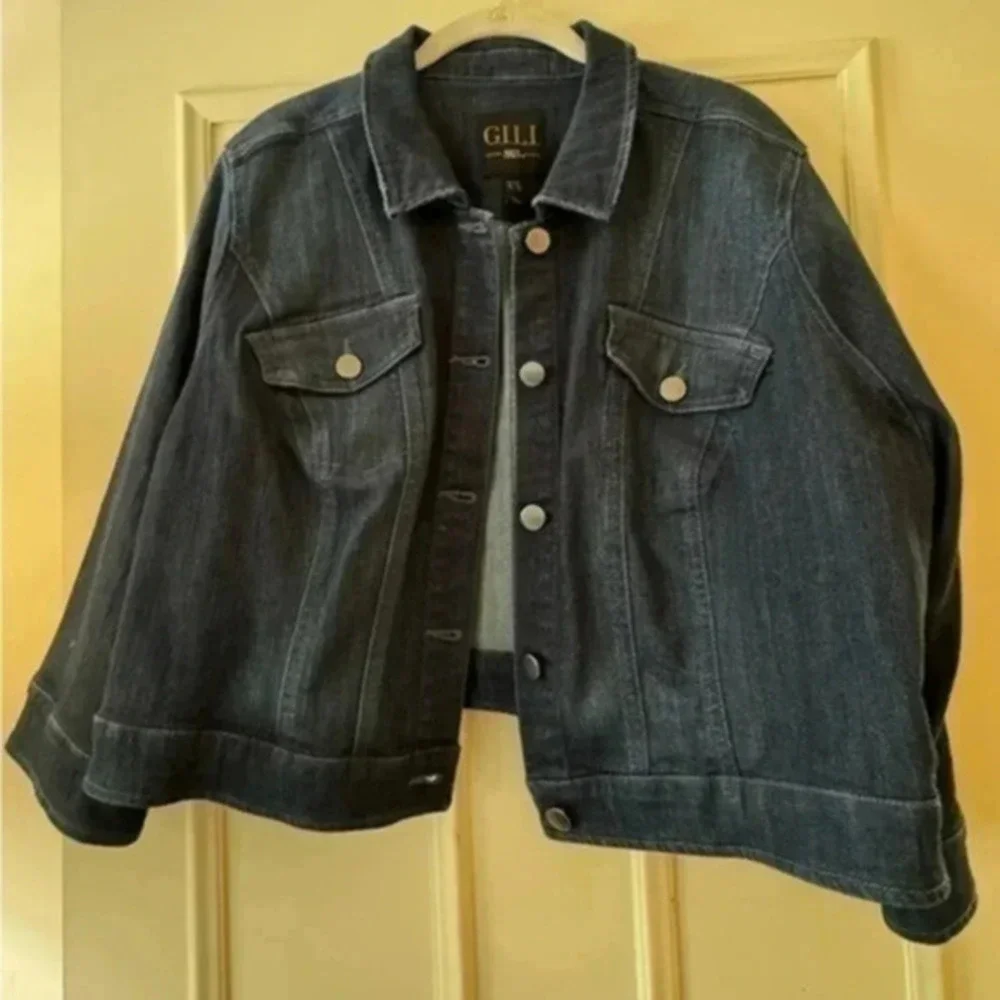 GILI Denim Crop Jacket..Size 24w…(fits like 18/20) - Picture 1 of 4